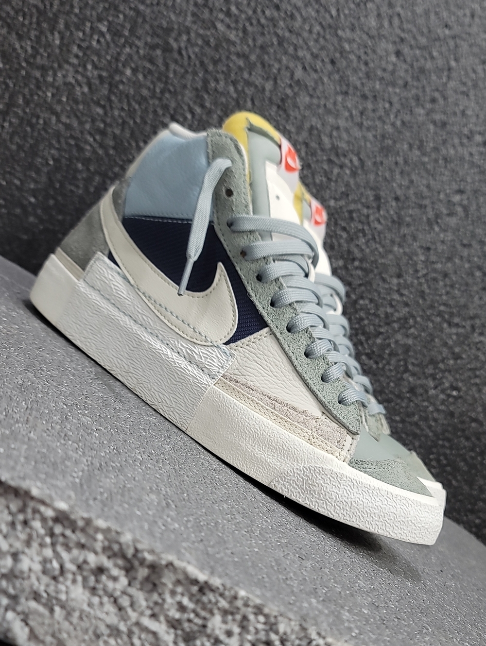 Nike Blazer Mid '77 Pro Club "Mica Green Navy" Wmns 10 Great Condition.